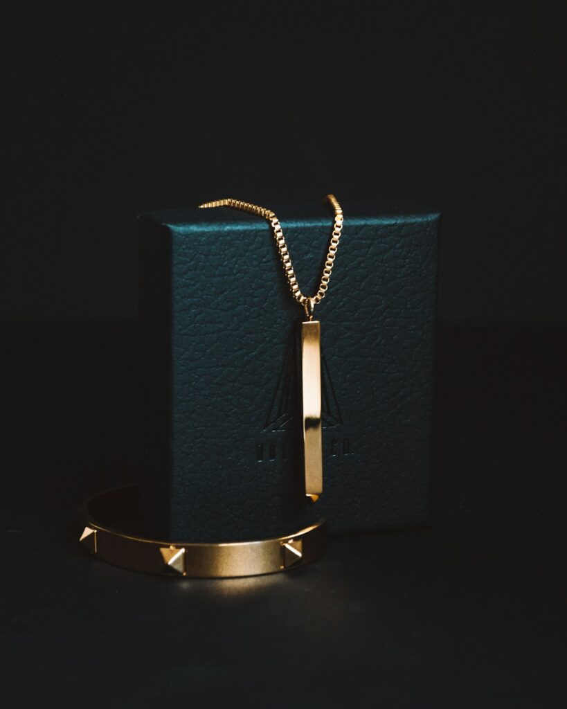 Fine gold jewellery in a small gift box