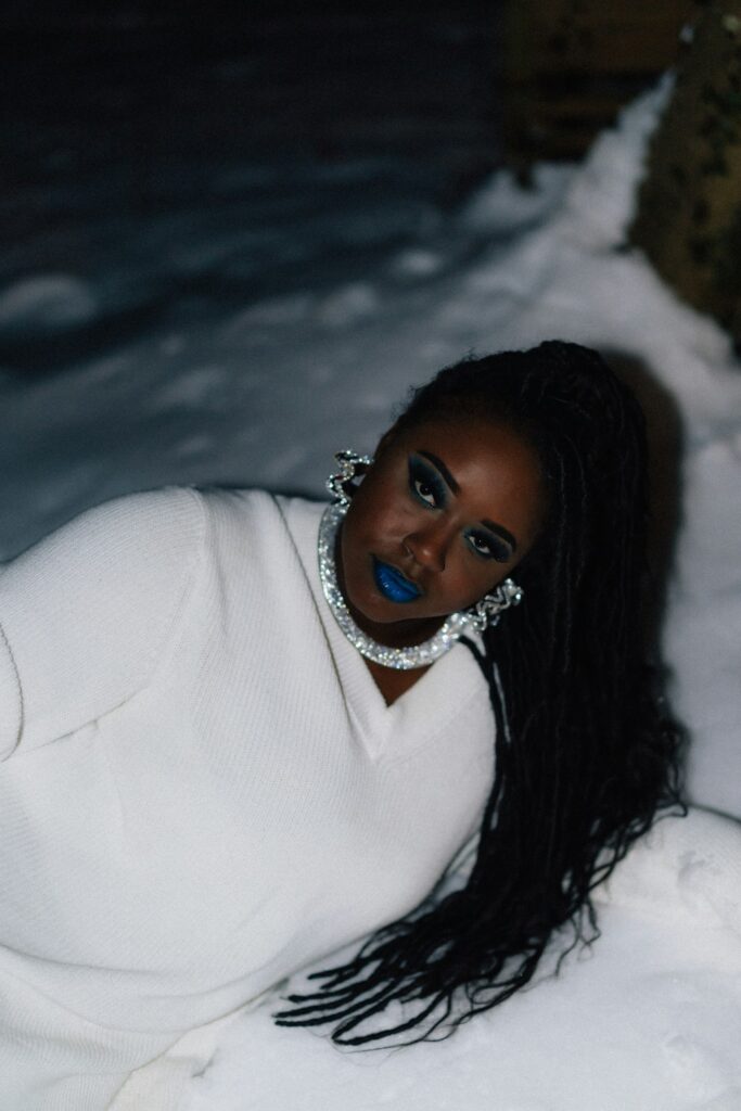 Winter beauty mood with bold lip